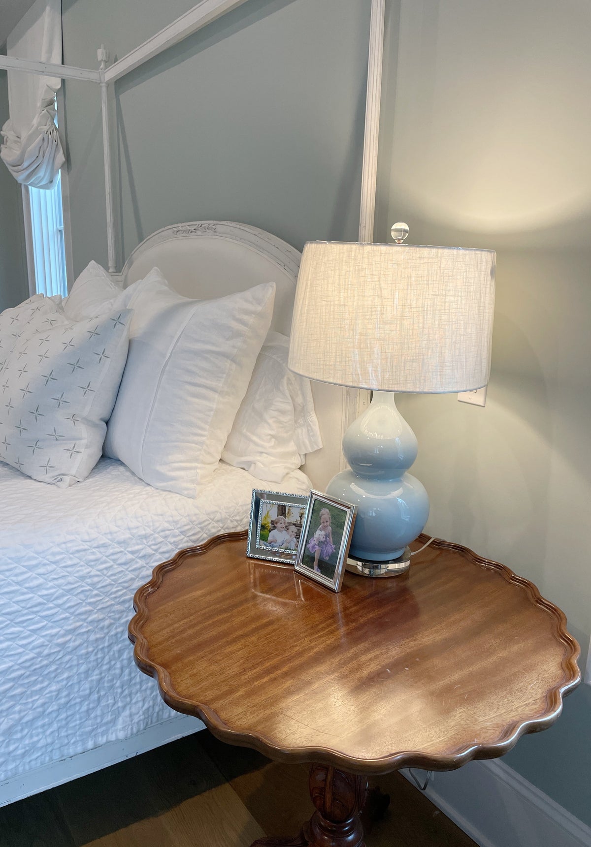 CASSIE TABLE LAMP