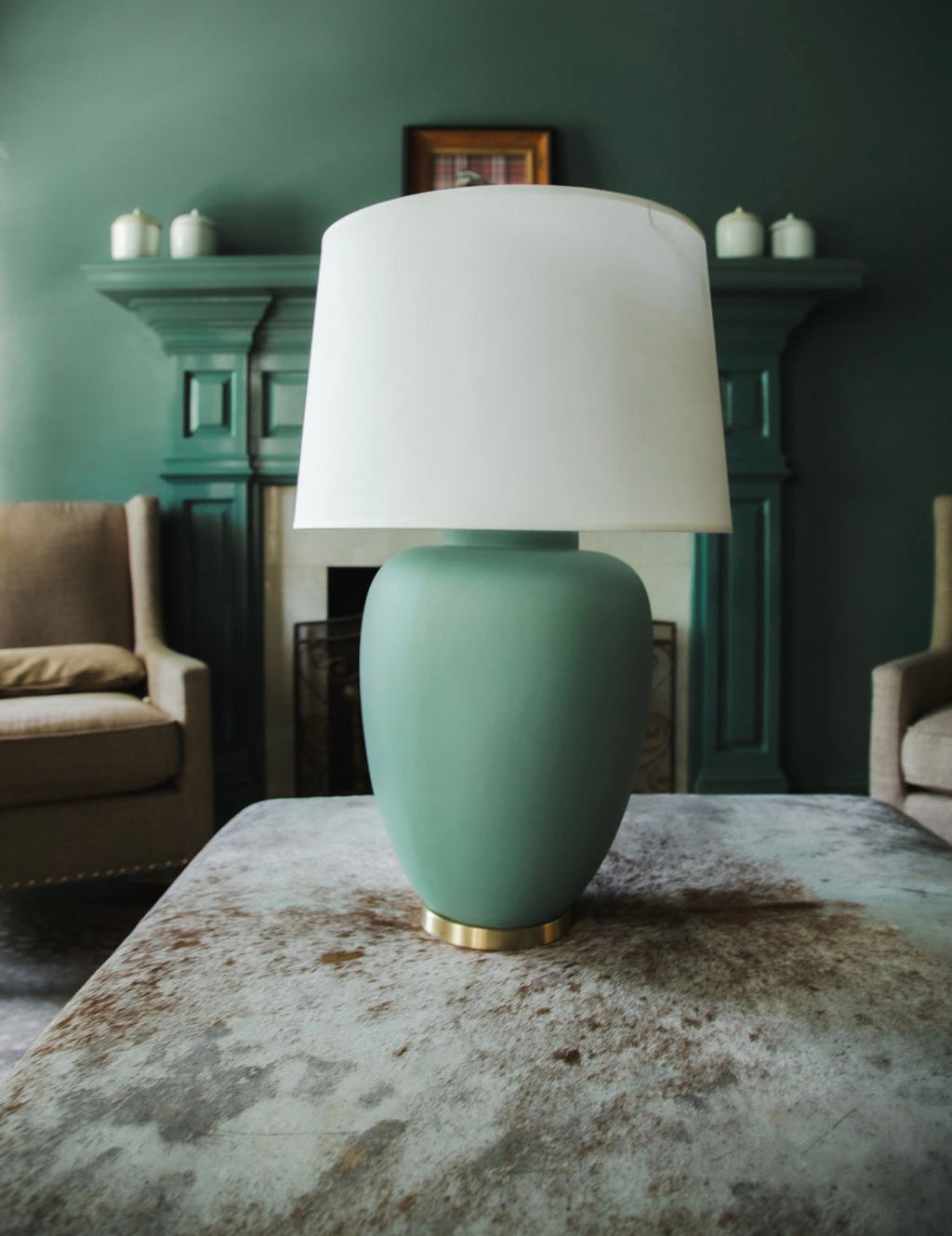 HARRISON TABLE LAMP W/ MATTE FINISH